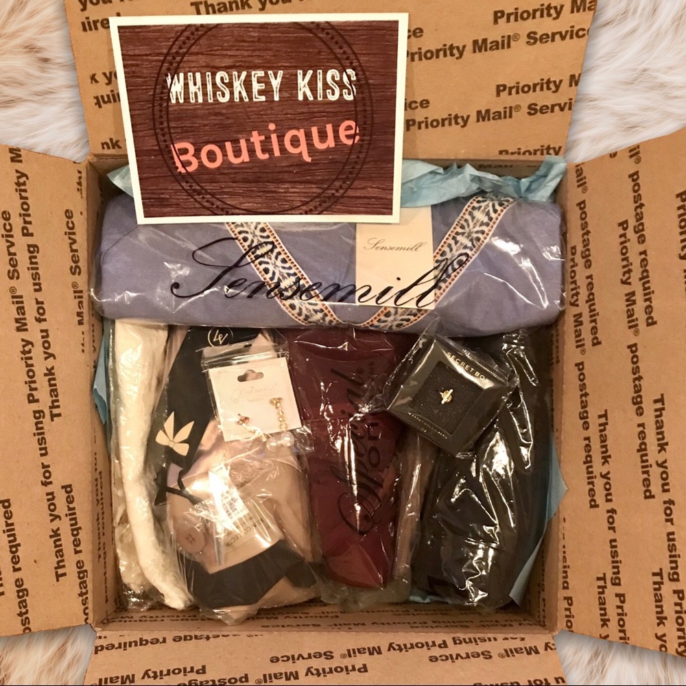 Reseller Mystery Box! - Picture 2 of 2